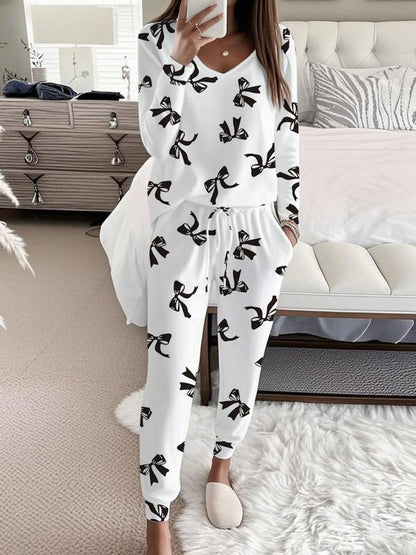 Classic everyday tailored trousers for women | Hallie -1