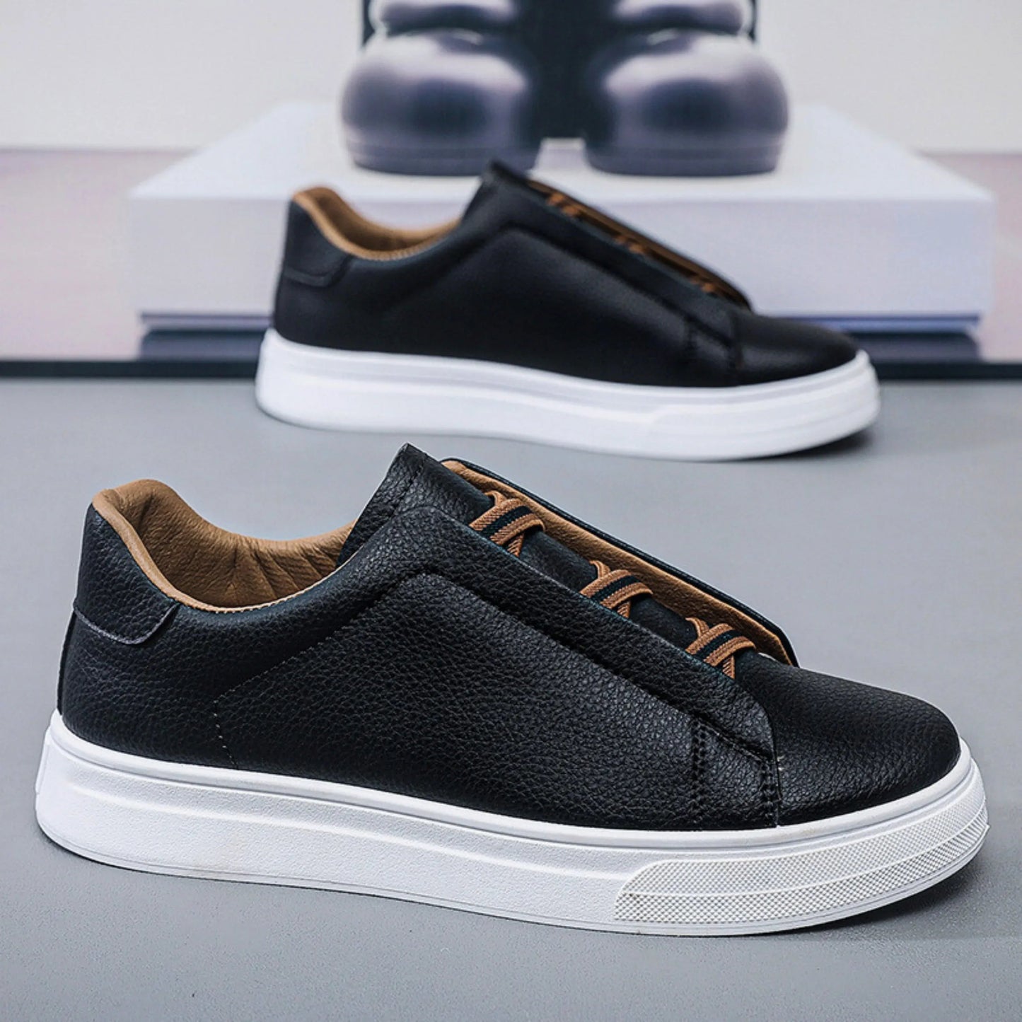 Comfortable lightweight casual trainers for men | Vera -3