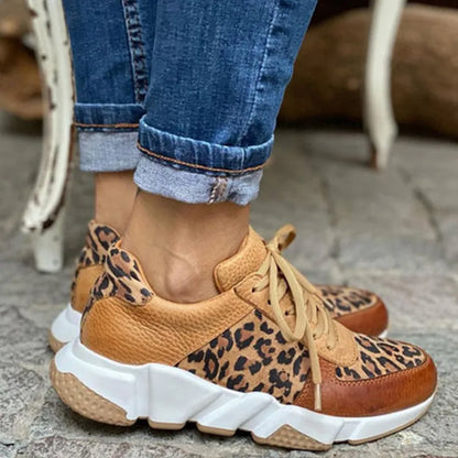 Comfortable lightweight everyday trainers for women | Crissa -2