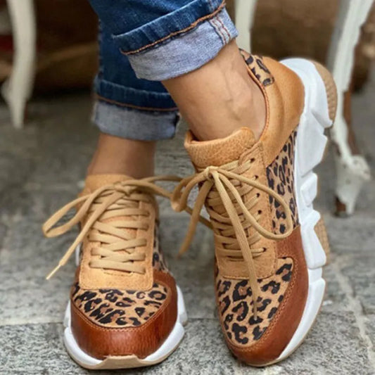 Comfortable lightweight everyday trainers for women | Crissa -1