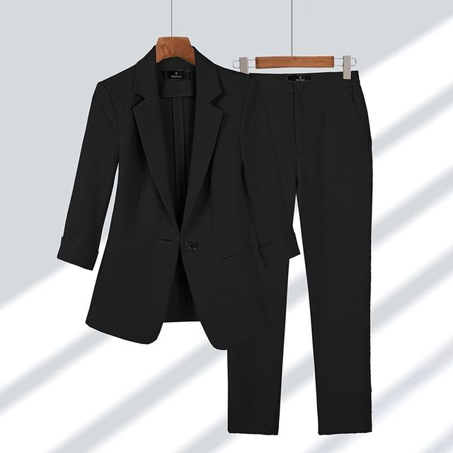 Classic smart tailored blazer for women | Chloe -3