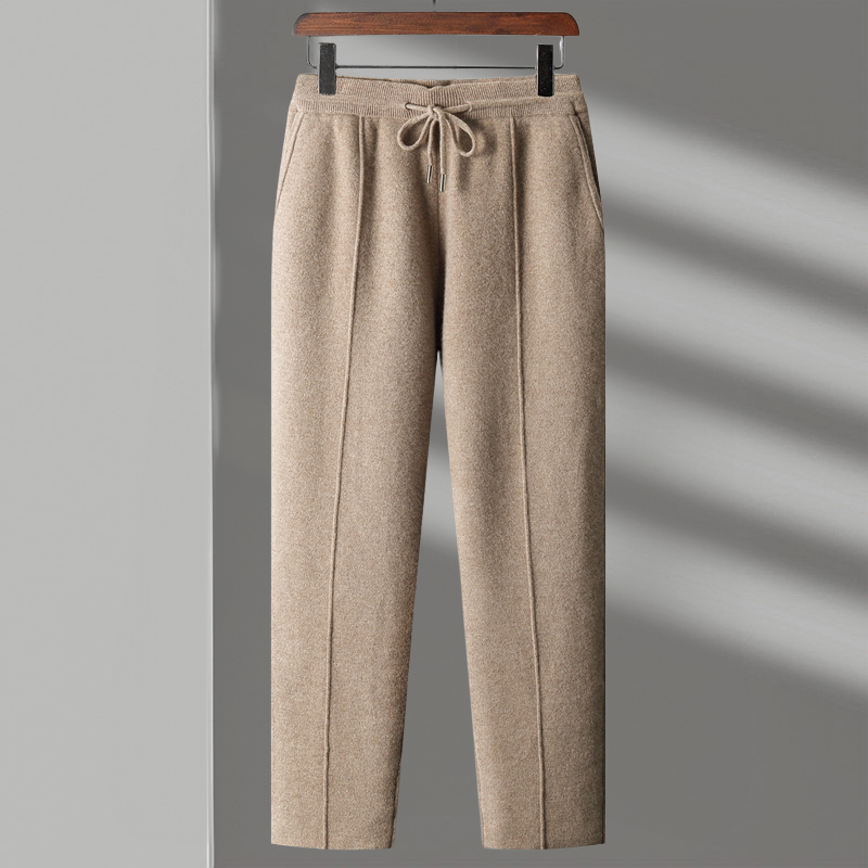 Classic everyday relaxed trousers for women | Cloud -1