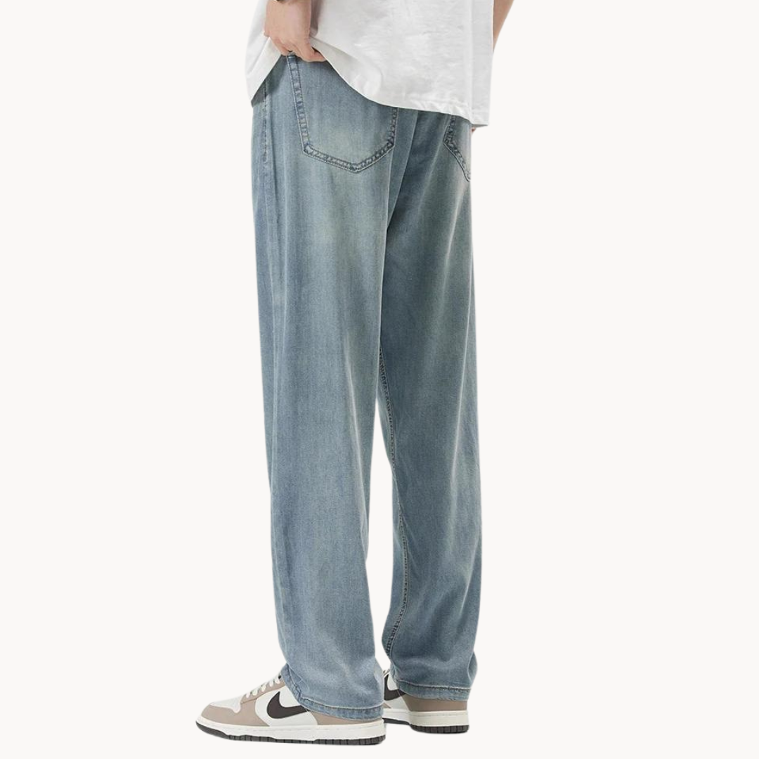 Classic tailored relaxed trousers for men -2