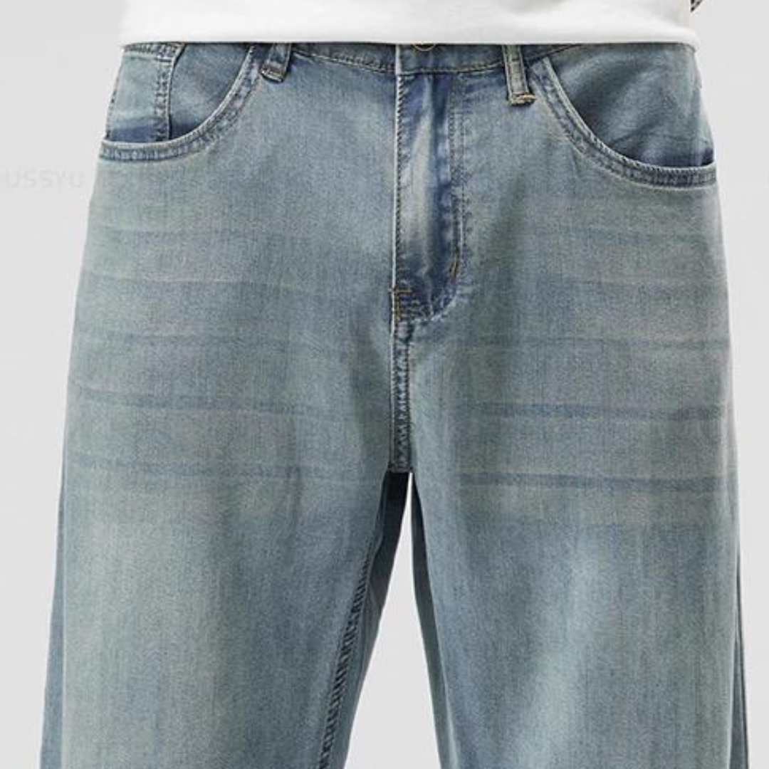 Classic tailored relaxed trousers for men -3