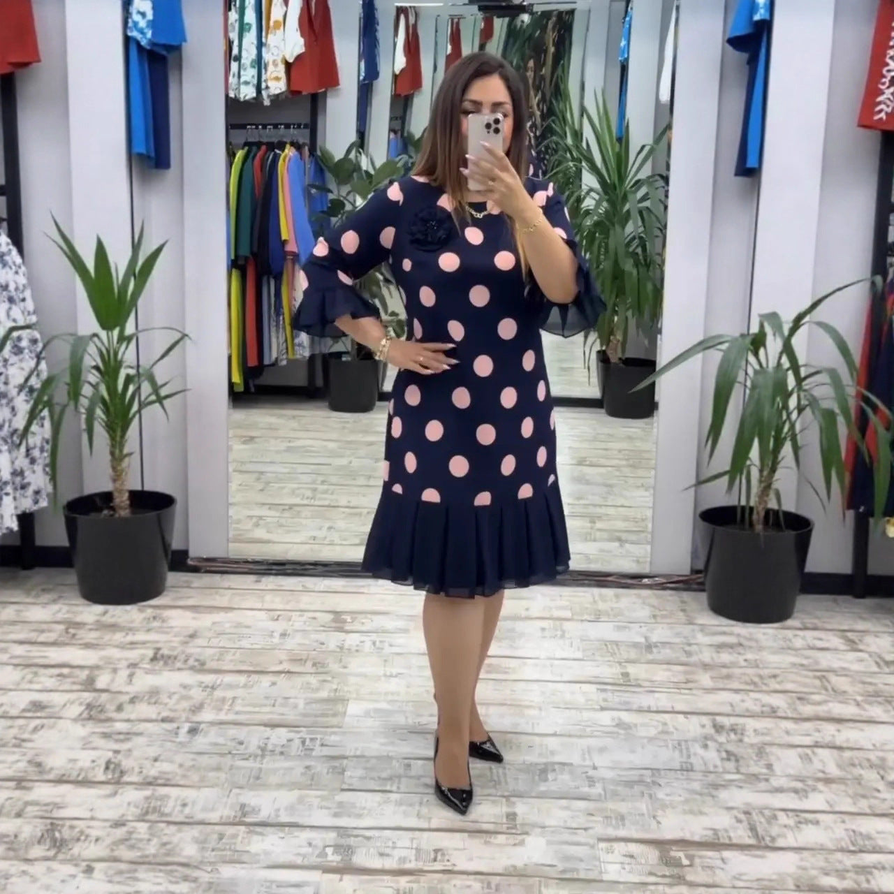 Elegant everyday relaxed midi dress for women | Palerine -1