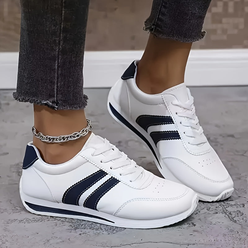 Comfortable lightweight casual trainers for women | Liora -4