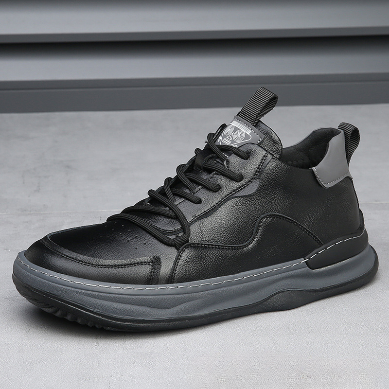 Classic everyday casual trainers for men | Marco -21