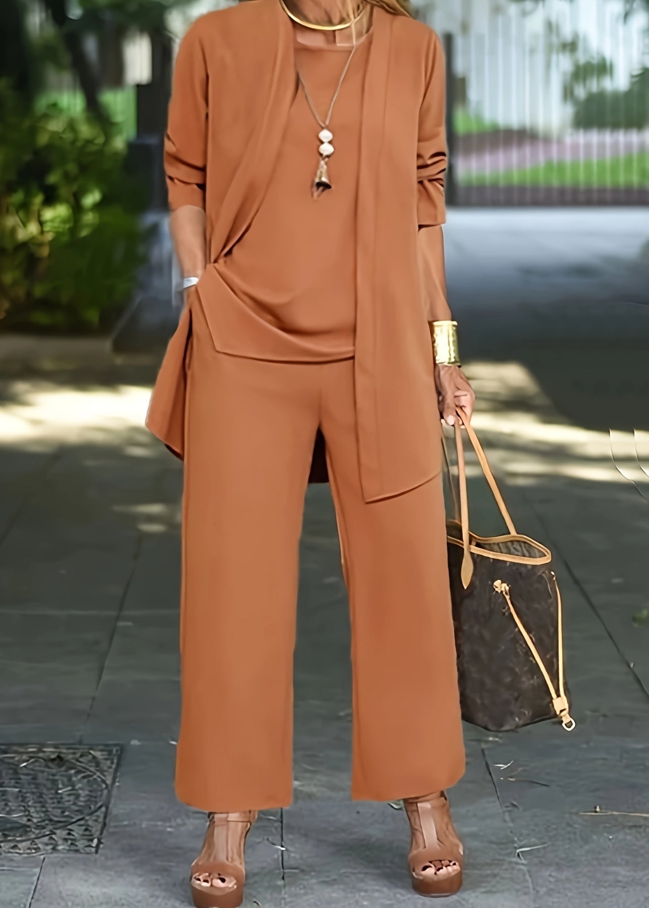 Refined soft relaxed top for women -1