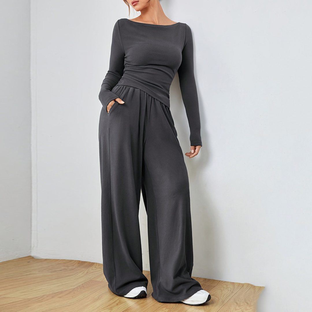 Classic smart relaxed trousers for women | Dantara -1