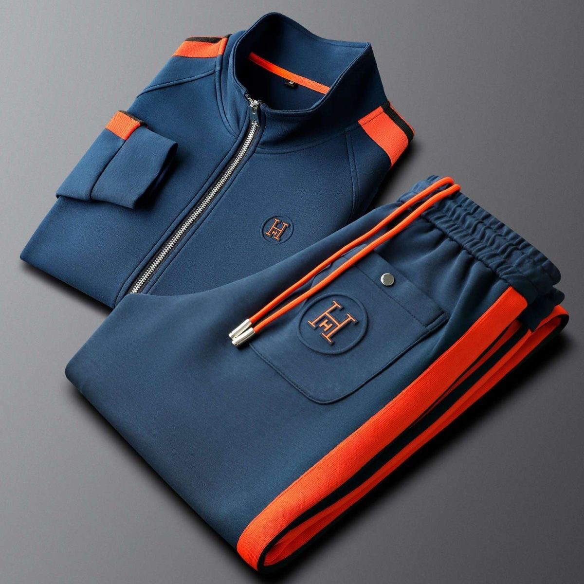 Classic soft everyday tracksuit for men | Helios -1