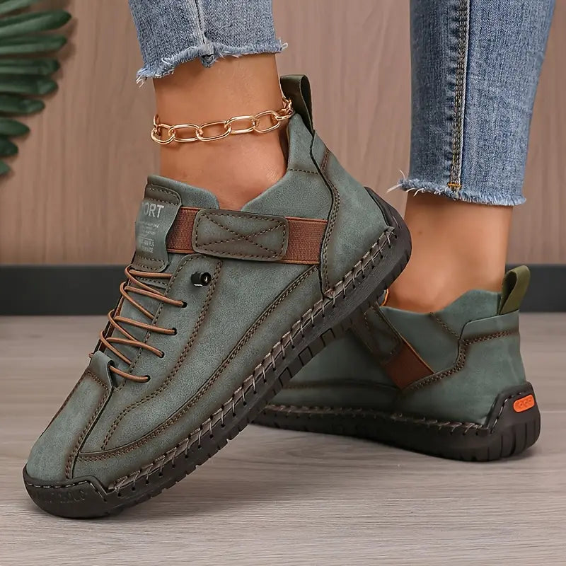 Classic comfortable lightweight trainers for women | Mia -3