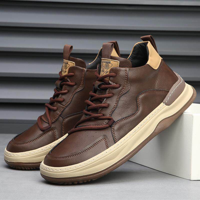 Classic everyday casual trainers for men | Marco -11