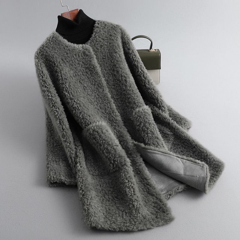 Classic elegant insulated coat for women | Amalia -1