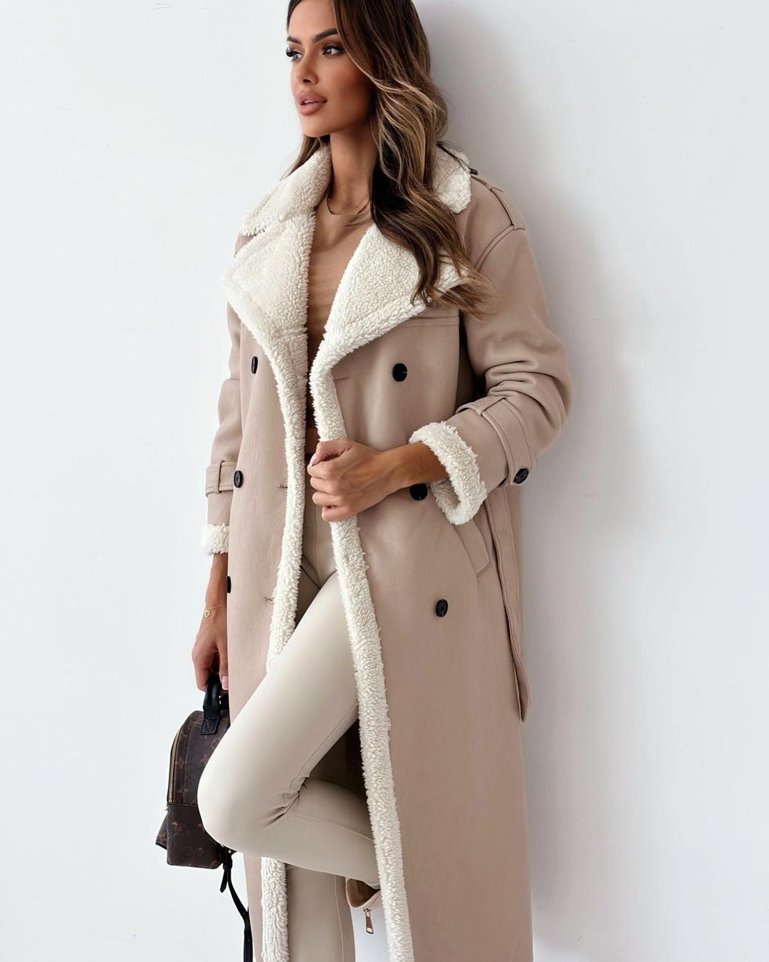 Warm tailored insulated coat for women | Monroe -5