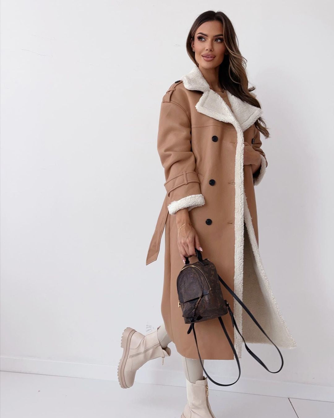 Warm tailored insulated coat for women | Monroe -7
