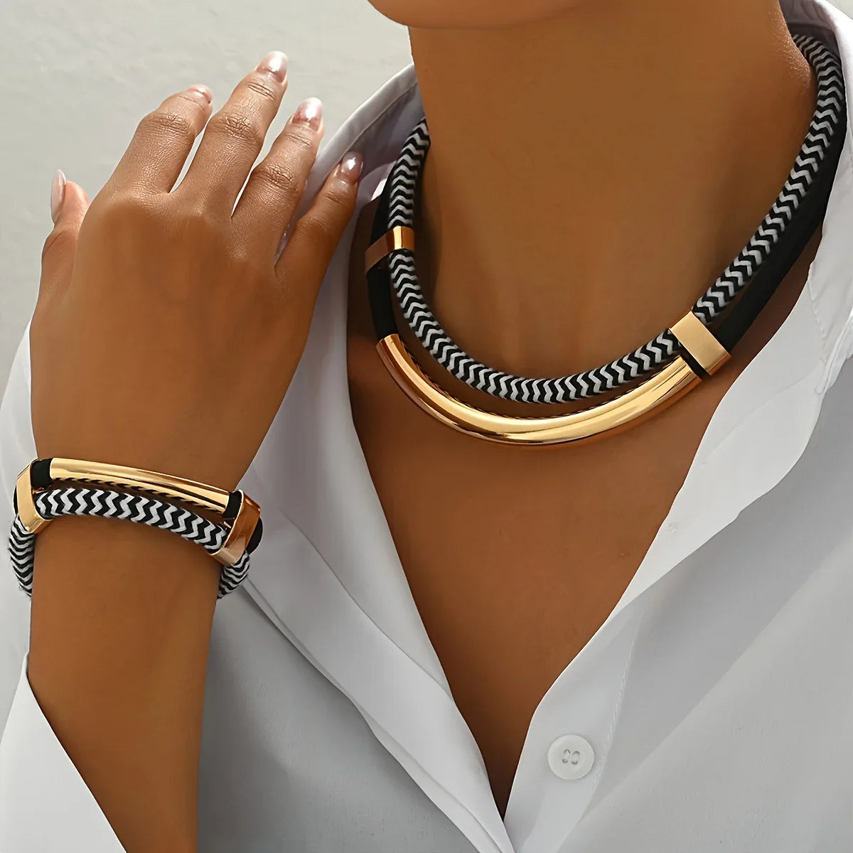 Refined everyday versatile top for women | Marisse -1