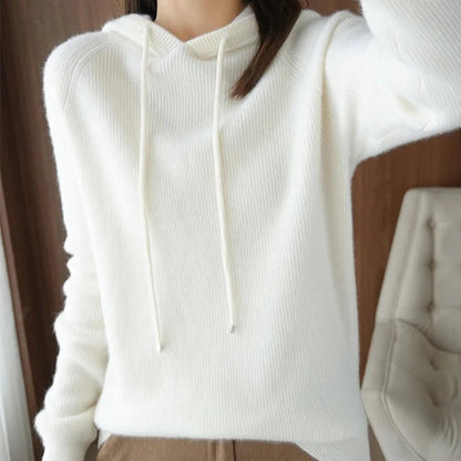 Soft everyday relaxed hoodie for women | Elara -4