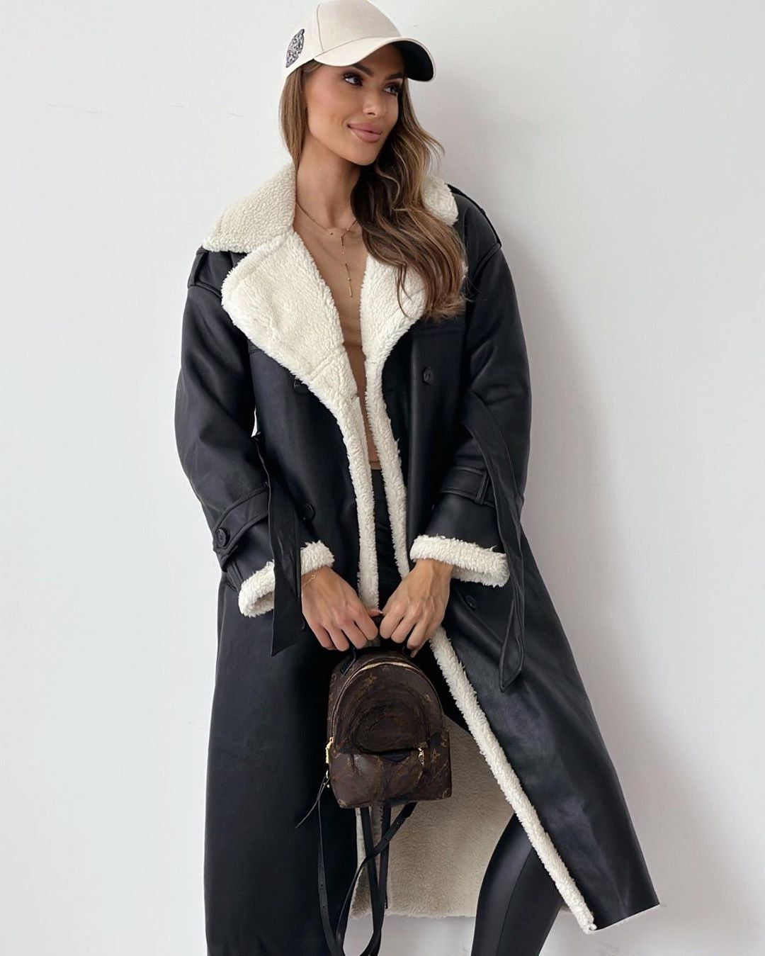 Warm tailored insulated coat for women | Monroe -8
