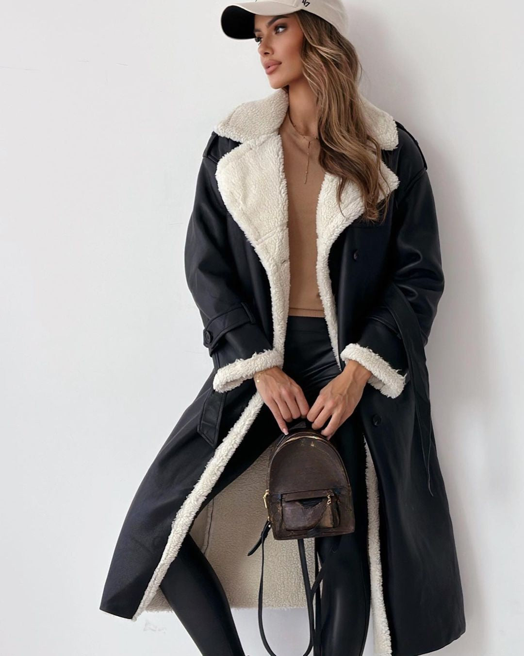 Warm tailored insulated coat for women | Monroe -4