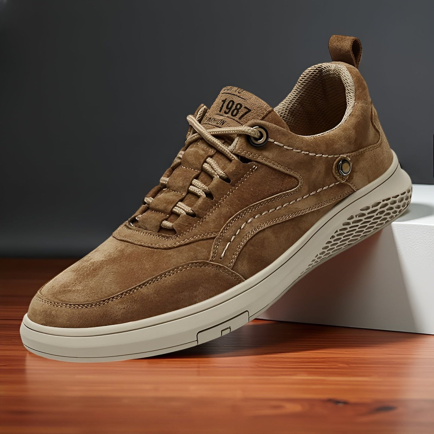 Comfortable lightweight everyday trainers for men | Colton Grand -9