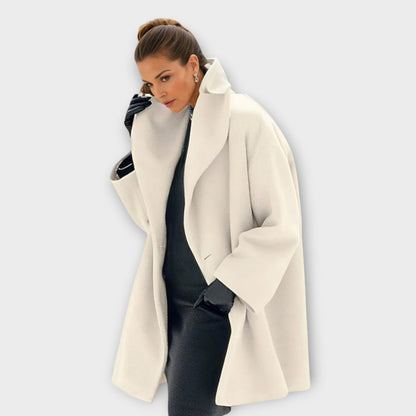 Classic warm tailored overcoat for women | Greymont -4