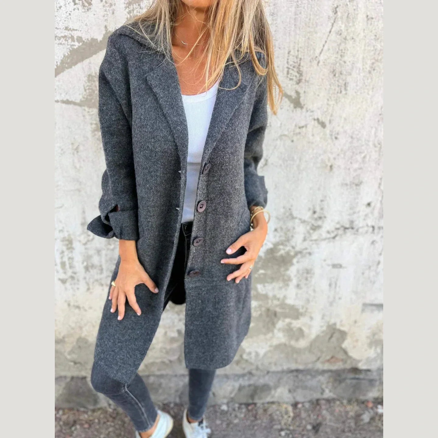 Classic elegant warm coat for women | Baylea -5