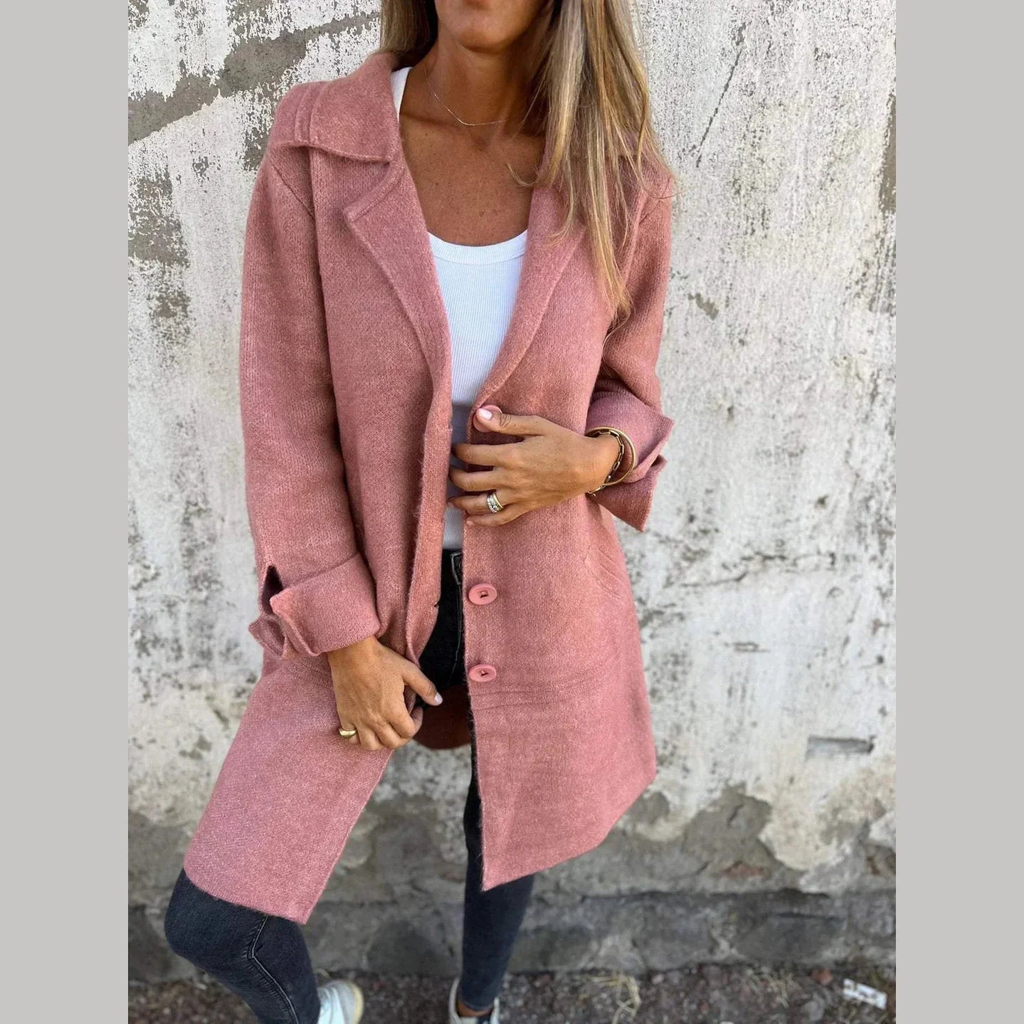 Classic elegant warm coat for women | Baylea -3