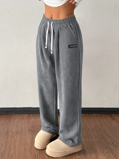 Everyday tailored relaxed trousers for women | Selene -5
