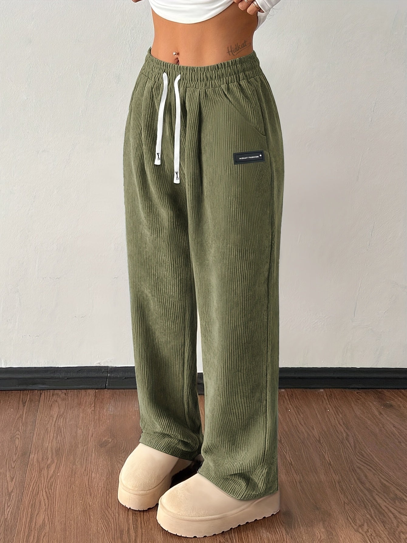 Everyday tailored relaxed trousers for women | Selene -6