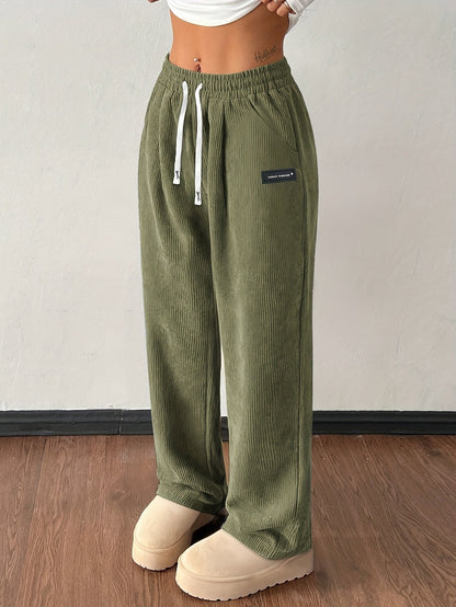 Everyday tailored relaxed trousers for women | Selene -6