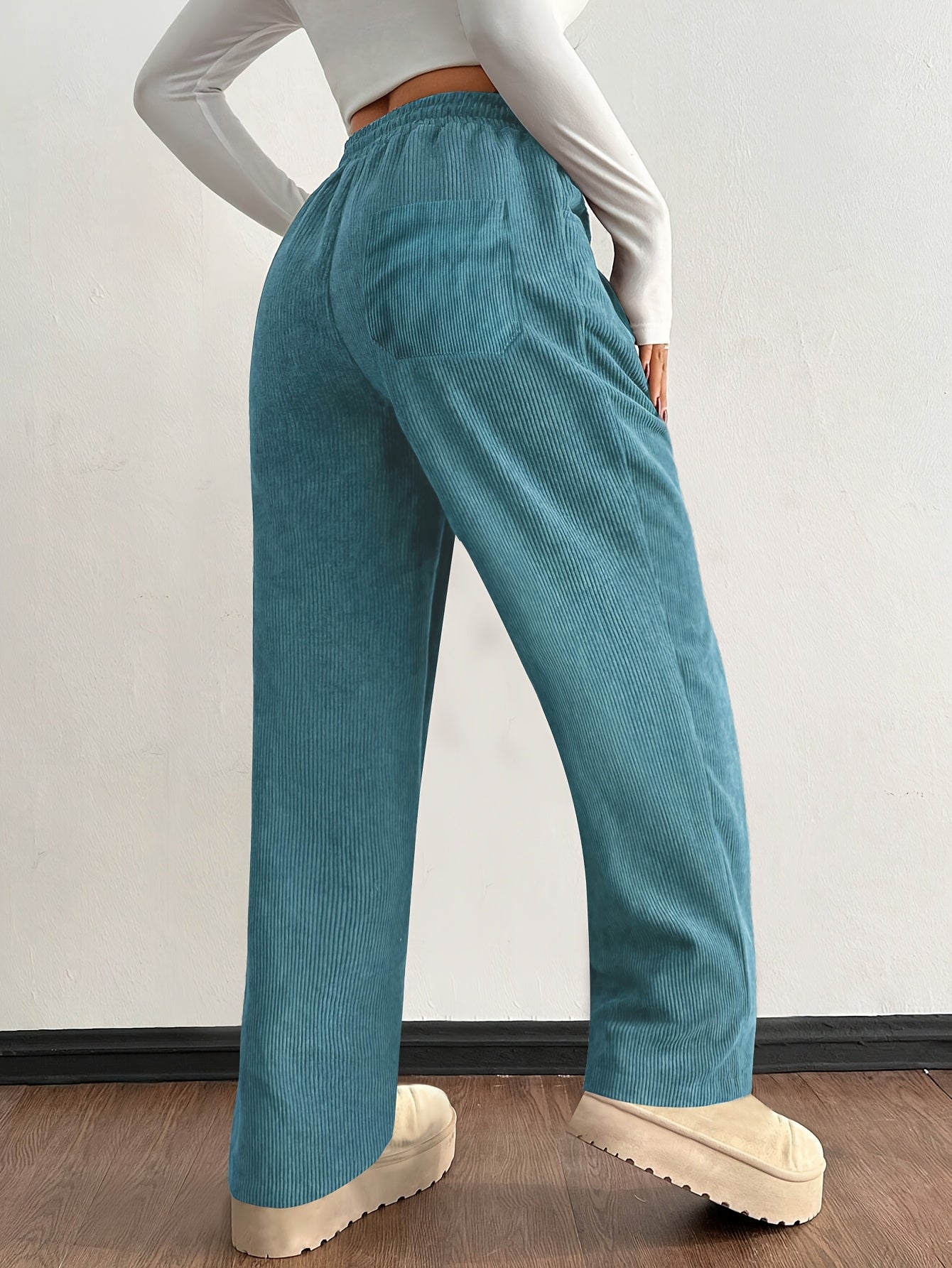 Everyday tailored relaxed trousers for women | Selene -7