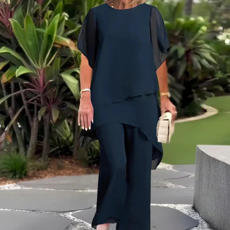 Classic everyday relaxed trousers for women | Herlene -1